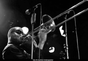 Trombone Shorty am 06.12.2011 in der Feuerwache
© Rinderspacher