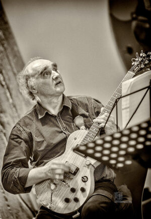 Joe Sachse + Nils Wogram - Photo: Frank Schindelbeck