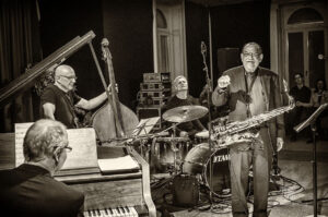 Ernie Watts Heidelberg 160428 - Photos Schindelbeck