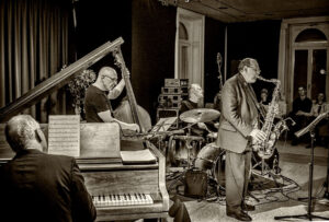 Ernie Watts Heidelberg 160428 - Photos Schindelbeck