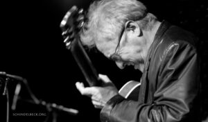 Marc Ribot Trio 2011 - Photo: Frank Schindelbeck