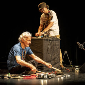 Mani Neumeier und Kazuhisa Uchihashi - Photo: Schindelbeck