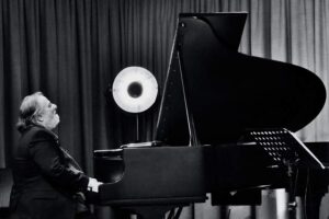 Richie Beirach feat. Huebner2 - Foto: Manfred Rinderspacher