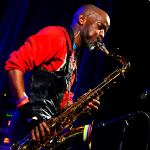 Jowee Omicil - Manfred Rinderspacher