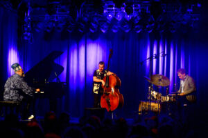 Nduduzo Makhathini Trio / Rinderspacher