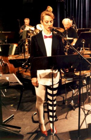 Lauren Newton - Photo: Hans Kumpf