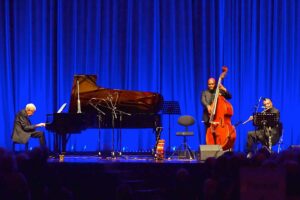 Abdullah Ibrahim Trio am 05.11.2025 - Foto: Manfred Rinderspacher