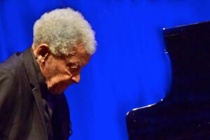 Abdullah Ibrahim Trio am 05.11.2025 - Foto: Manfred Rinderspacher