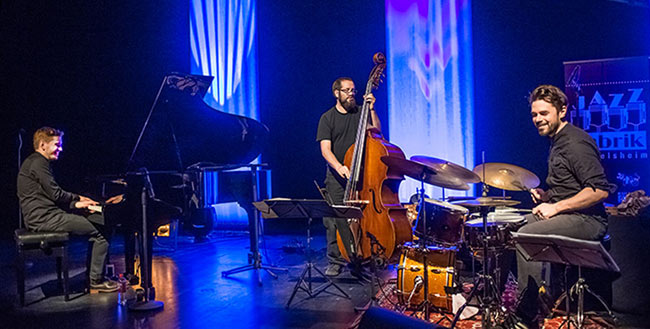 Pablo Held Trio - Foto: Mümpfer