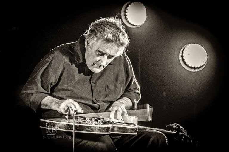 Fred Frith by Frank Schindelbeck