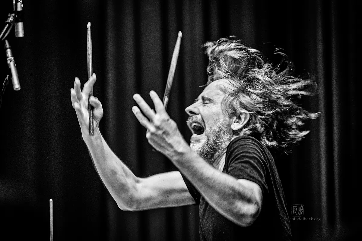 Jazzfestival Saalfelden 2026 - Edward Perraud - Schindelbeck Fotografie
