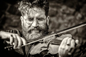 Daniel Erdmann - Velvet Revolution mit Jim Hart und Theo Ceccaldi - Photo: Frank Schindelbeck