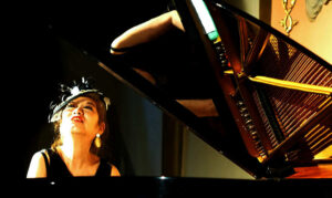 Takase Erdmann Hall - 2201 - Photo: Hans Kumpf