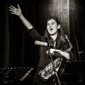 Angelika Niescier - Photo: Schindelbeck