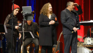 Bigband Schwäbisch Hall und Antonia Hausmann - Foto: Kumpf