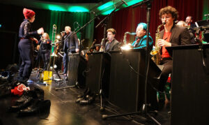 Bigband Schwäbisch Hall und Antonia Hausmann - Foto: Kumpf