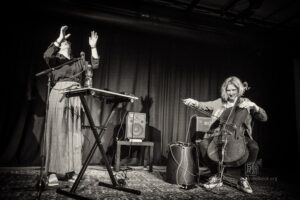 Casey Moir und Elisabeth Coudoux - Photo: Frank Schindelbeck