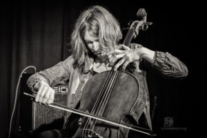 Casey Moir und Elisabeth Coudoux - Photo: Frank Schindelbeck