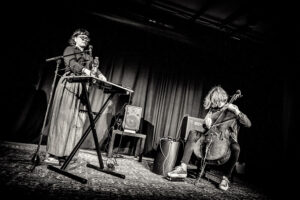 Casey Moir und Elisabeth Coudoux - Photo: Frank Schindelbeck