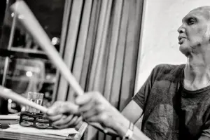 Shahzad Ismaily Shadid Ismaily - Frank Schindelbeck Fotografie