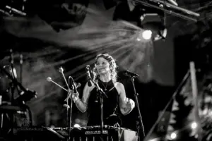 Evi Filippou - Moers Festival 2026 - Photo: Frank Schindelbeck Jazzofotgrafie