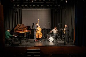 Ahmed - أحمد - beim Enjoy Jazz Festival 2026 - Frank Schindelbeck Fotografie