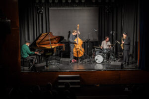 Ahmed - أحمد - beim Enjoy Jazz Festival 2026 - Frank Schindelbeck Fotografie