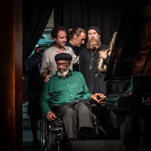 Ahmed - أحمد - beim Enjoy Jazz Festival 2026 - Frank Schindelbeck Fotografie