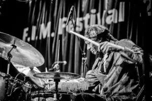 Hamid Drake - F.I.M. Festival Frankfurt 2026 - Foto: Frank Schindelbeck