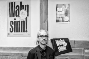 Portrait Björn Meyer - Matinee bei Enjoy Jazz 2026 in der Sammlung Prinzhorn - Fotos: Frank Schindelbeck